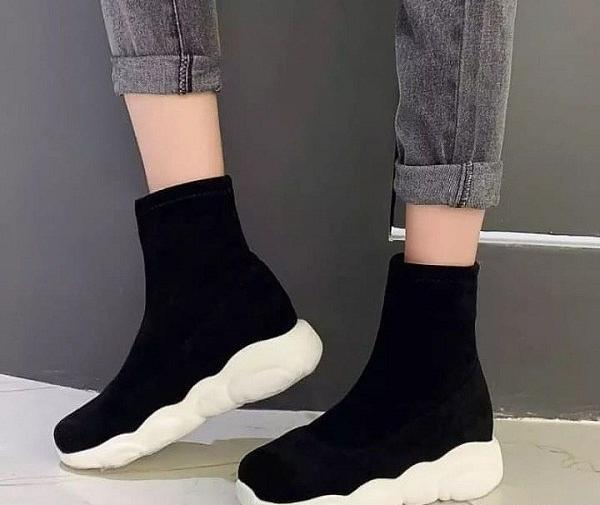 عکس کفش دخترانه جورابی