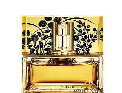 عکس عطر زن