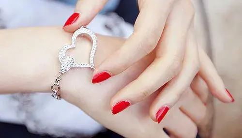 عکس دستبند قلب