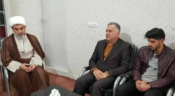 مهدی ترابی عکس رهبری