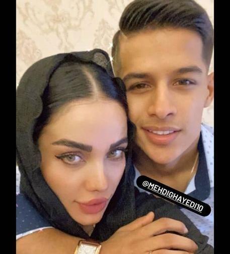 عکس مهدی قائدی با همسرش