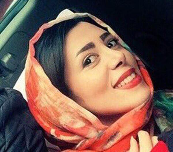 عکس سارا تنها