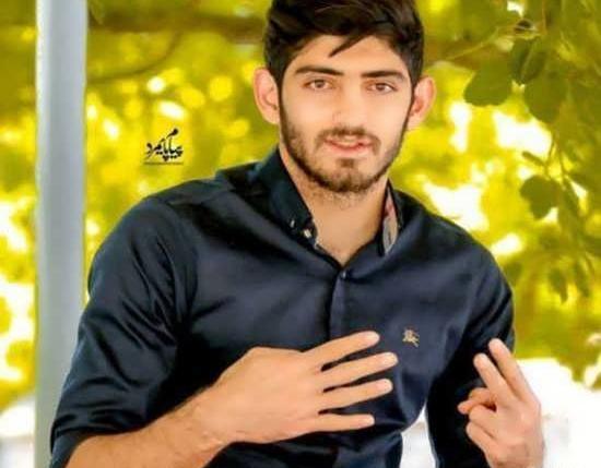 عکس مهدی ترابی با لباس پرسپولیس