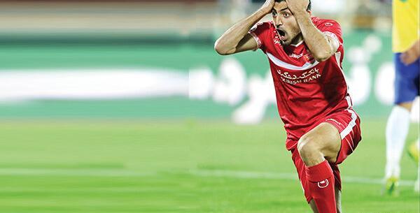 عکس مهدی ترابی با لباس پرسپولیس