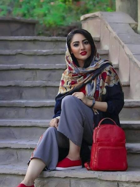 ایده عکس روی پله