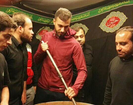 عکس مهدی طارمی و خانواده اش