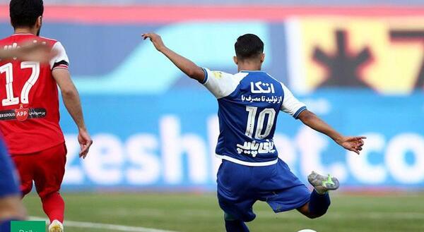 عکس مهدی قائدی در پرسپولیس