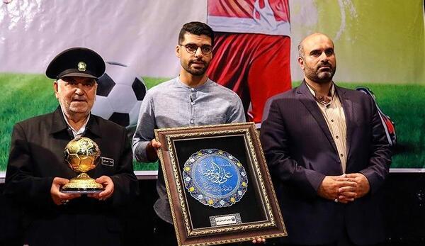 عکس توپ طلای مهدی طارمی