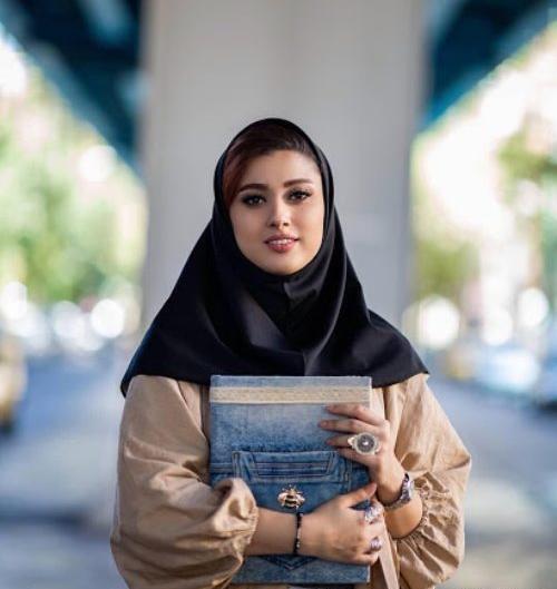 عکس دختر مقنعه ای خوشگل