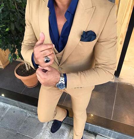 عکس کت و شلوار کرمی مردانه
