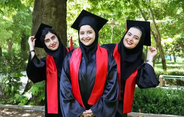 ایده عکس فارغ تحصیلی