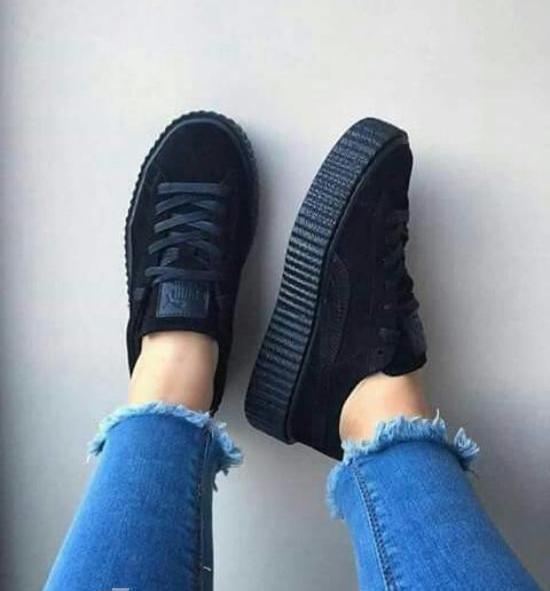 عکس کفش اسپرت صورتی دخترانه