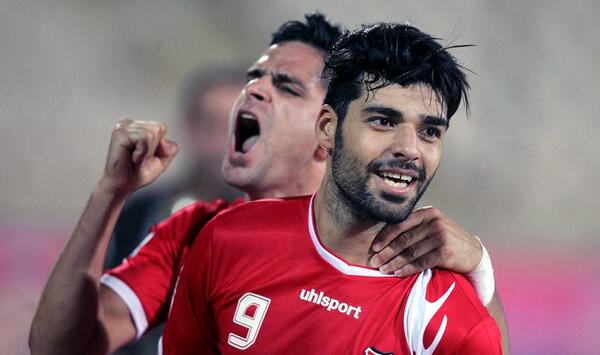 عکس مهدی طارمی با لباس پرسپولیس