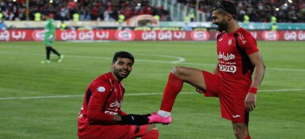 عکس مهدی طارمی با لباس پرسپولیس