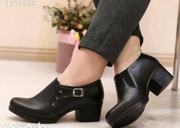 عکس کفش پاشنه بلند کارمندی