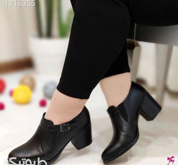 عکس کفش پاشنه بلند کارمندی
