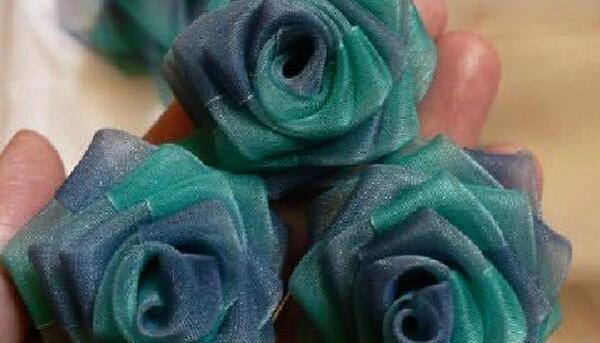 عکس گل رز پارچه ای