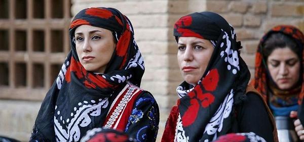 عکس روسری روی لباس کردی
