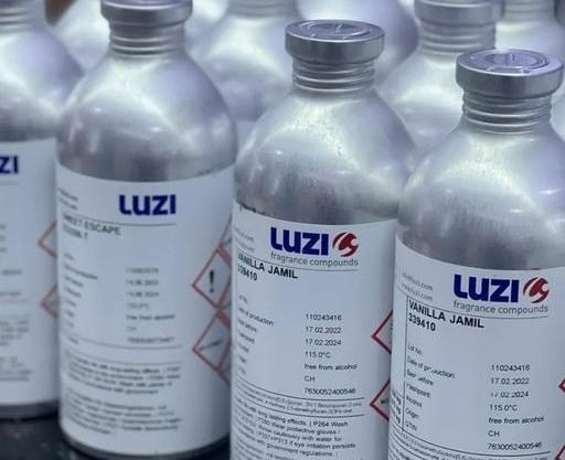 عکس عطر لالیک مشکی