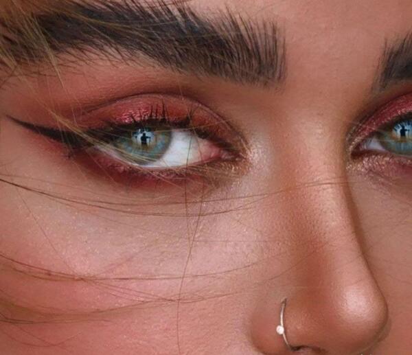 عکس تصویر زمینه پیرسینگ