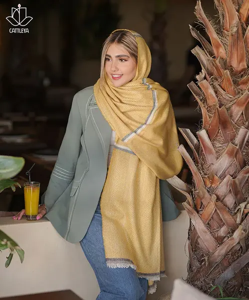 عکس شال رنگی ساده