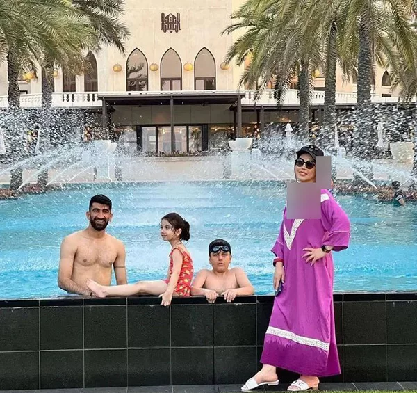عکس مهدی ترابی در استخر