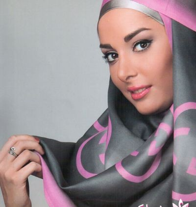 عکس آموزش دوخت مقنعه چانه سرخود