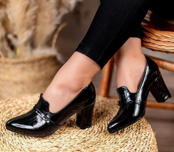 عکس کفش ورنی زنانه