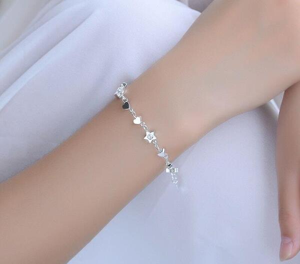 عکس دستبند نقره زنانه