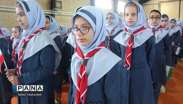 عکس دستمال گردن پیشتازان
