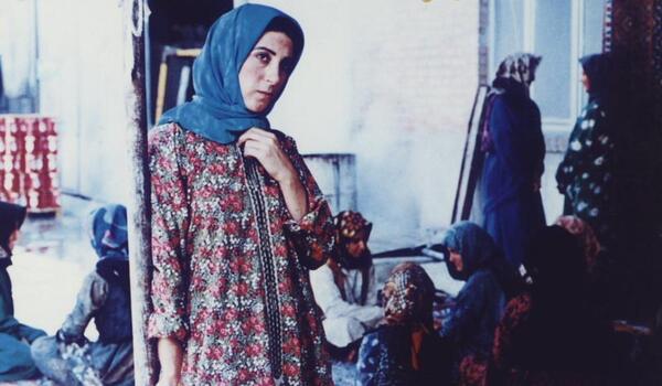 عکس فیلم روسری آبی