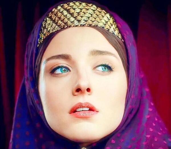 عکس سارای گرجی در جیران