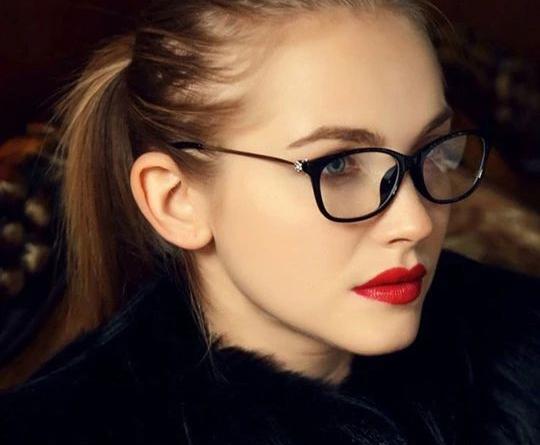 عکس قاب عینک دخترانه جدید