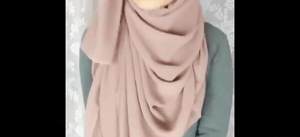 عکس بستن روسری عربی