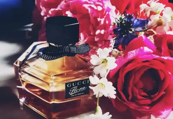 عکس عطر گوچی فلورا