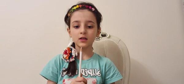 عکس مجری گر دختر کفشدوزکی