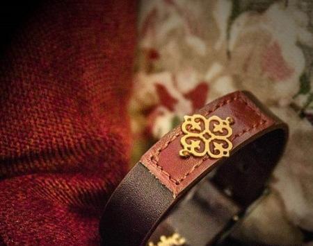 عکس دستبند چرم طلا دخترانه
