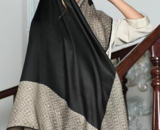 عکس روسری نخی مشکی