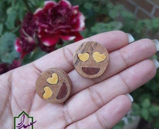 عکس گوشواره چوبی