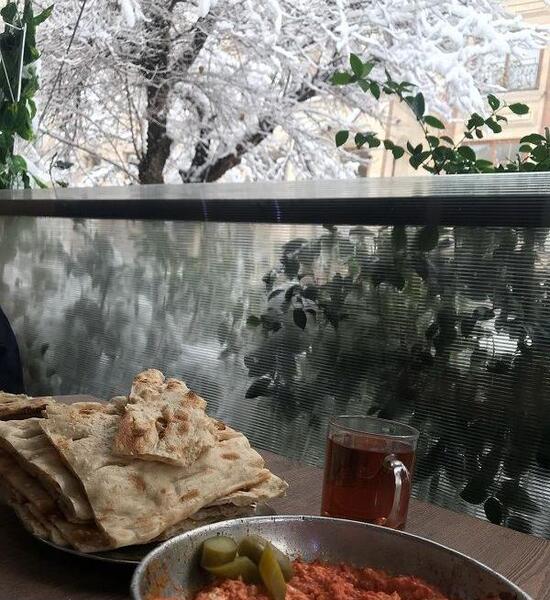 عکس باران صبحانه