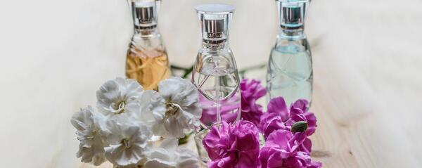 عکس عطر زنانه فرانسوی