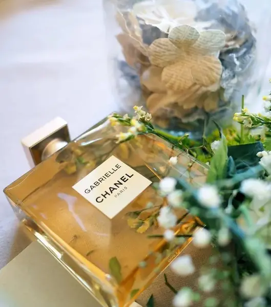 عکس عطر شیشه ای