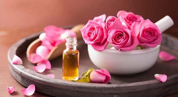 عکس عطر گل رز