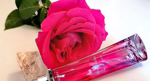 عکس عطر گل رز