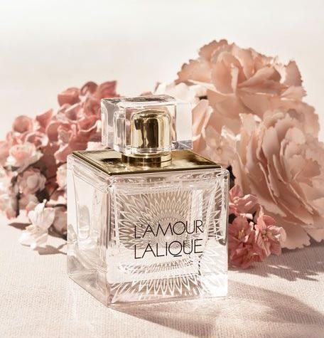 عکس عطر گل رز