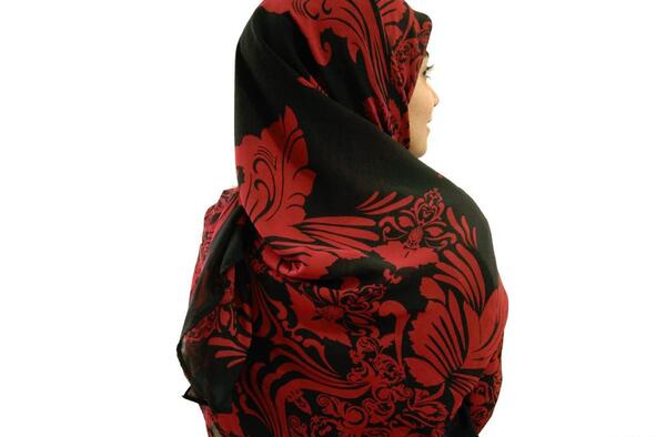 عکس شال زرشکی