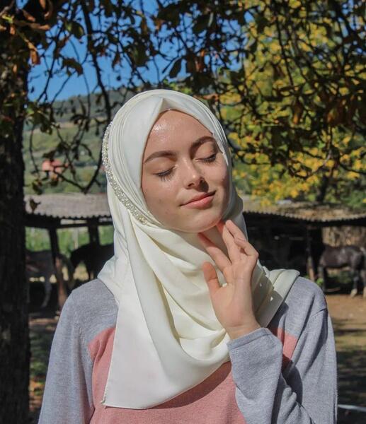 عکس کیوت مدرسه