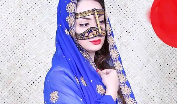 عکس دختر بلوچ نقاب دار