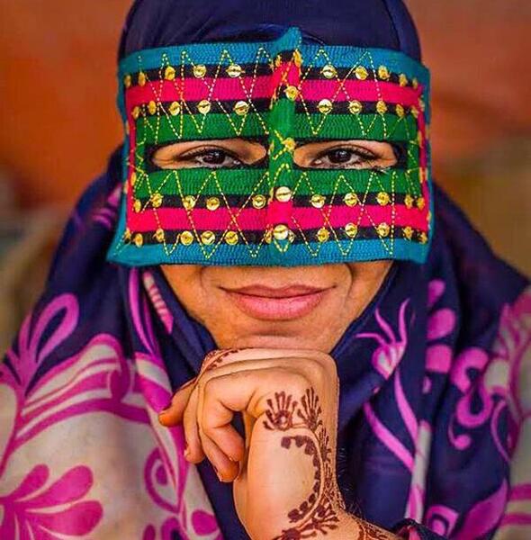 عکس دختر بلوچ نقاب دار