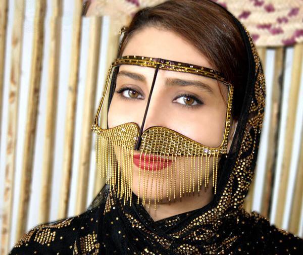 عکس دختر بلوچ نقاب دار